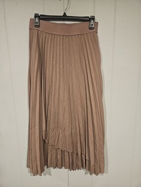 DR2 Womens Medium Brown Pleated Asymmetric Pencil Skirt Elastic Waist 27x33 NWOT